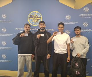 Футбол без кордонів: чотири іноземних гравця ФК «Епіцентр» отримали біометричні посвідки