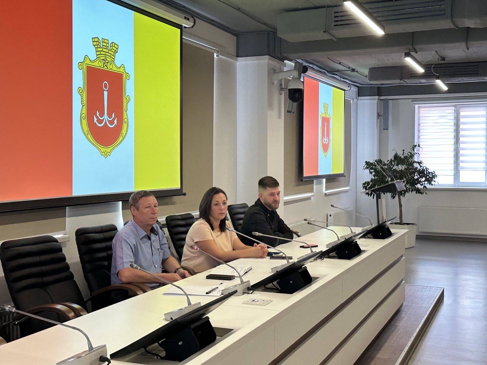 Проведено робочу нараду з органами реєстрації :: Державна міграційна ...
